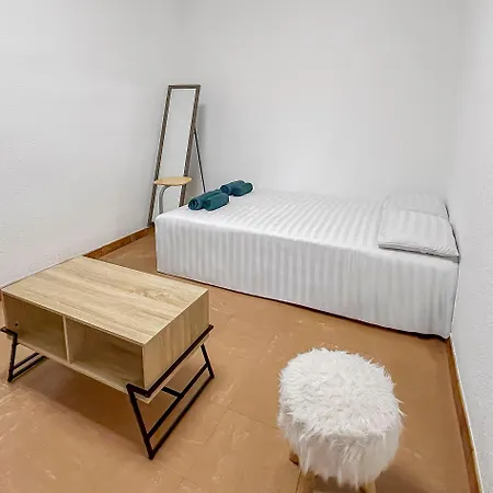 T2, Idéal Pour Explorer à Pied Apartamento Perpinhã